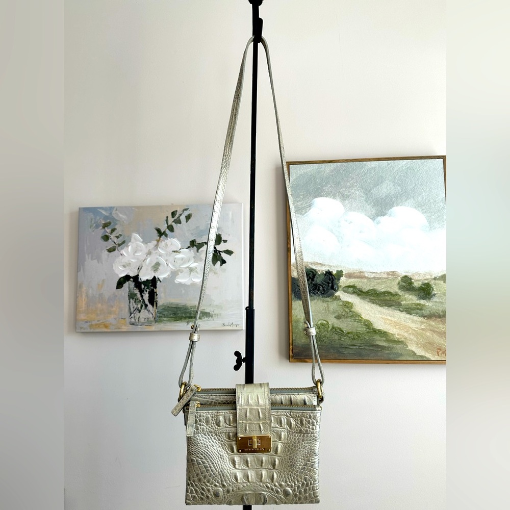 Brahmin manhattan toasted Macaroon Melbourne crossbody handbag silver white gold